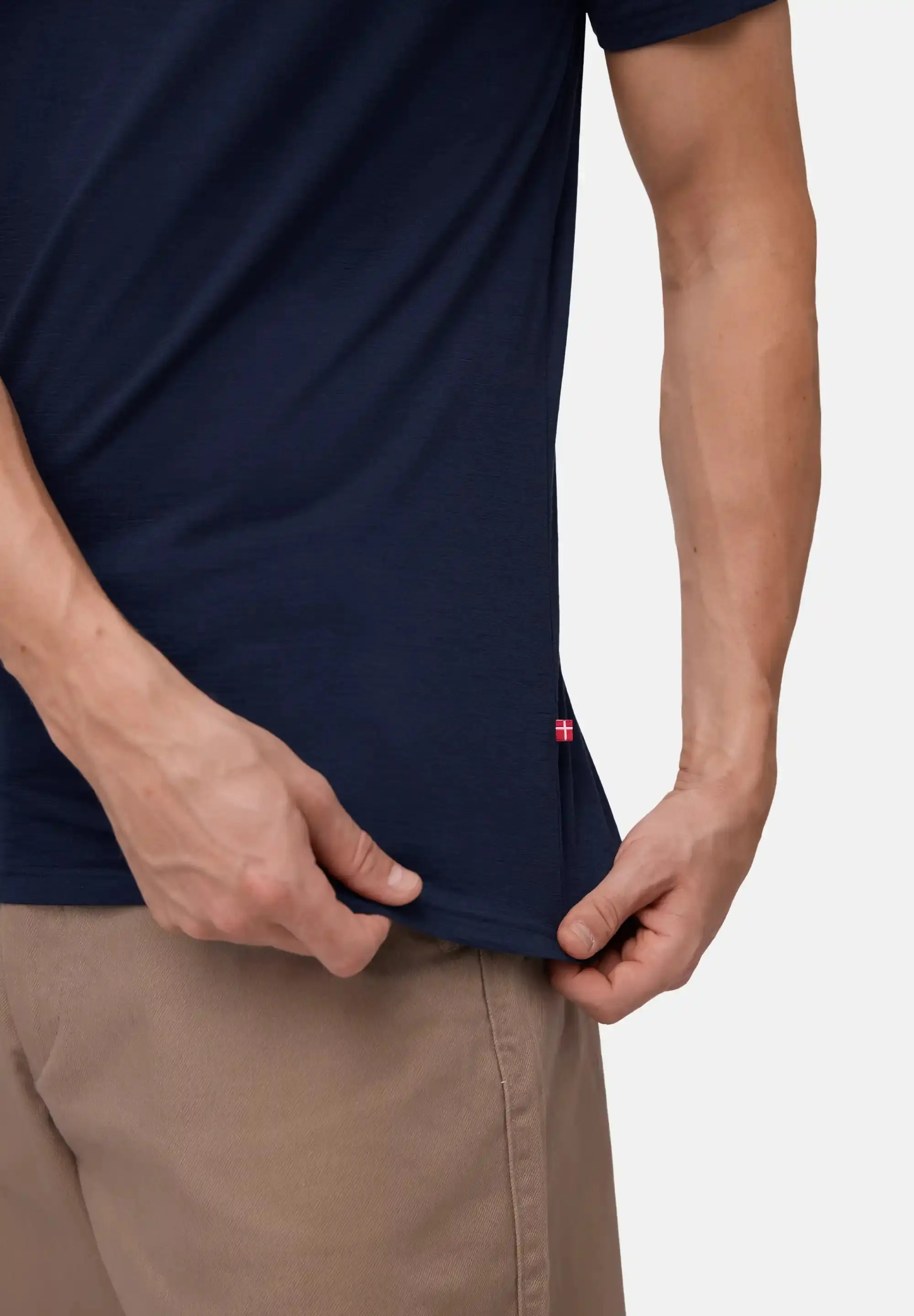 PURE MERINO T-SHIRT - Image 24